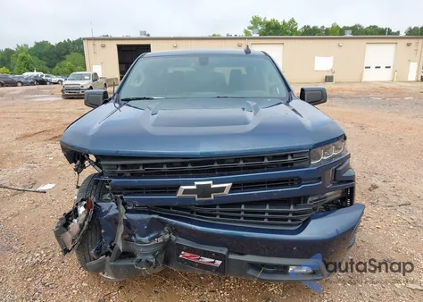2019 Chevrolet Silverado 1500 Rst z USA, uszkodzony, nr VIN 1GCUYEED3KZ421034